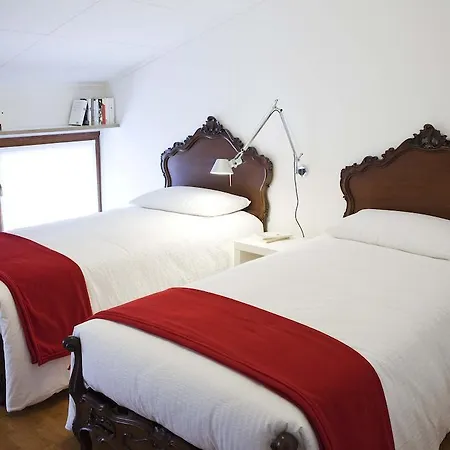 Bed and Breakfast Viacavoursei 3*