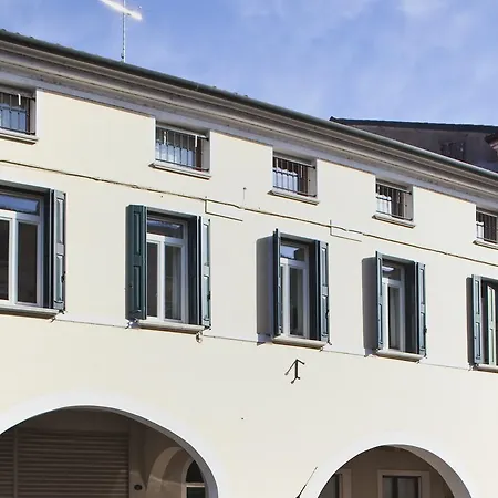 Viacavoursei Портогруаро