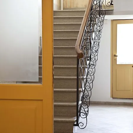 Bed and Breakfast Viacavoursei 3*